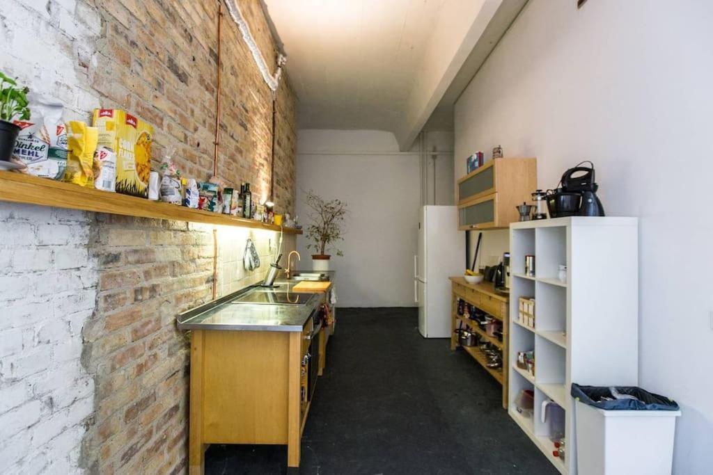 Апартаменты 200Qm Loft For Friends And Family - On The Spree! Берлин Экстерьер фото